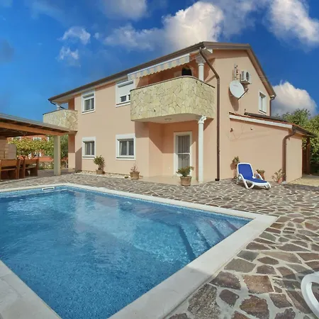 Holiday House Amna Kaldanija
