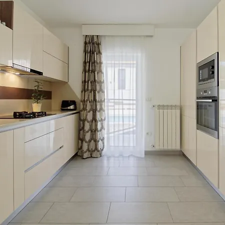Holiday House Amna Apartment Kaldanija